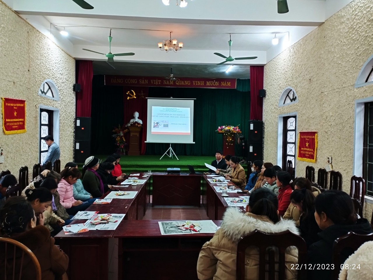 SINH HOẠT CÂU LẠC BỘ TAN MÁU BẨM SINH